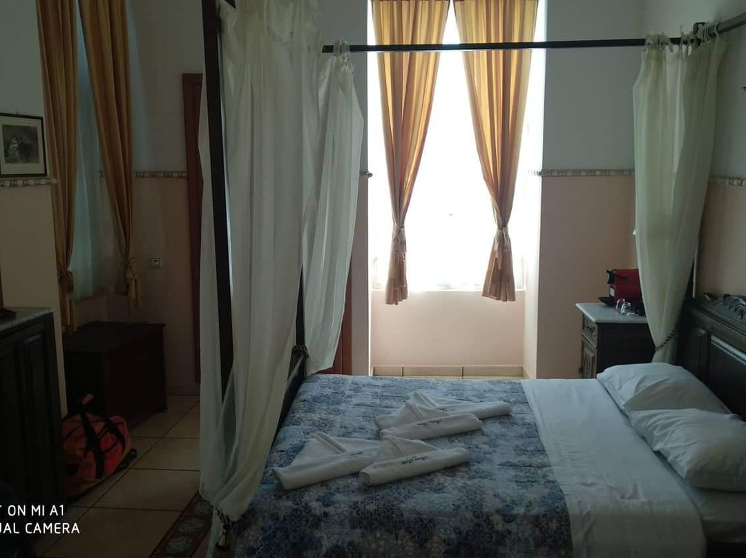 Monte Kristo Hotel主图