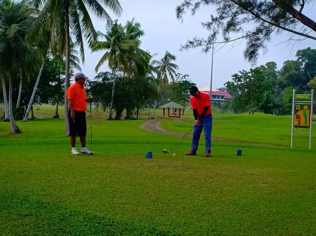 Pantai Mentiri Golf Club-斯里巴加湾必去景点
