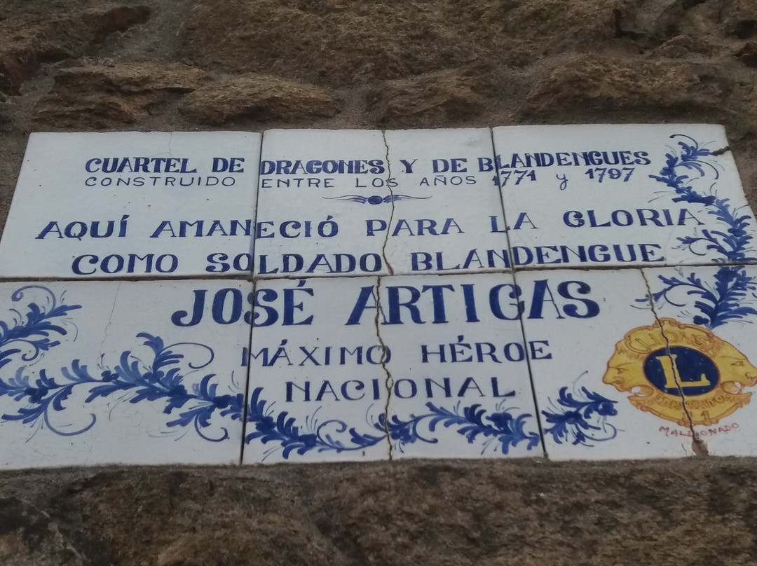 Cuartel de Dragones-Maldonado必去景点