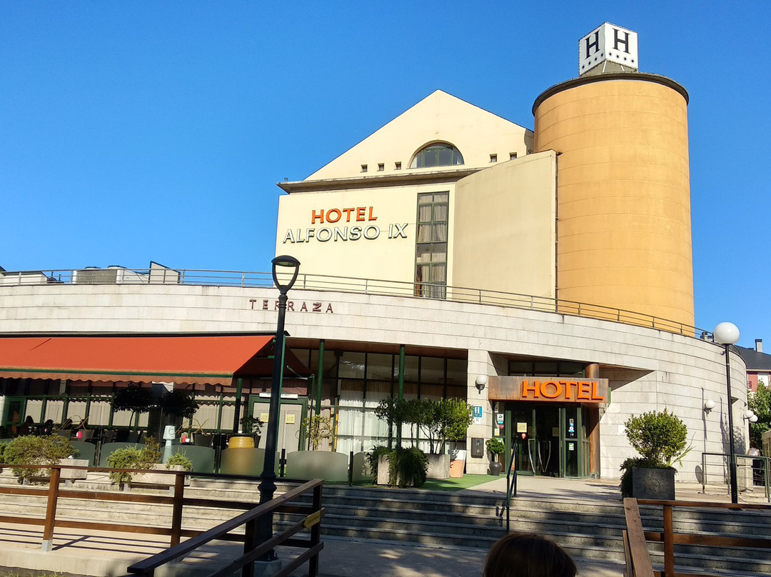 卡利斯阿方索九世酒店主图