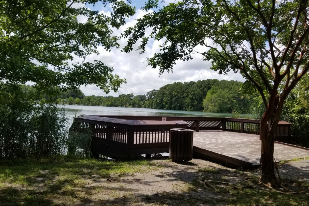 Oak Grove Lake Park景点图片