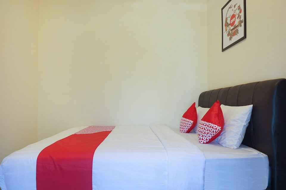 OYO 895 Mahameru Residence主图