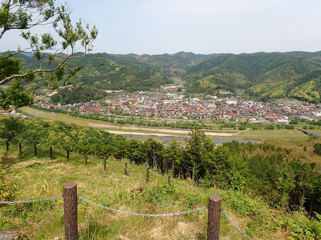 Katsuhitakamori Shrine景点图片