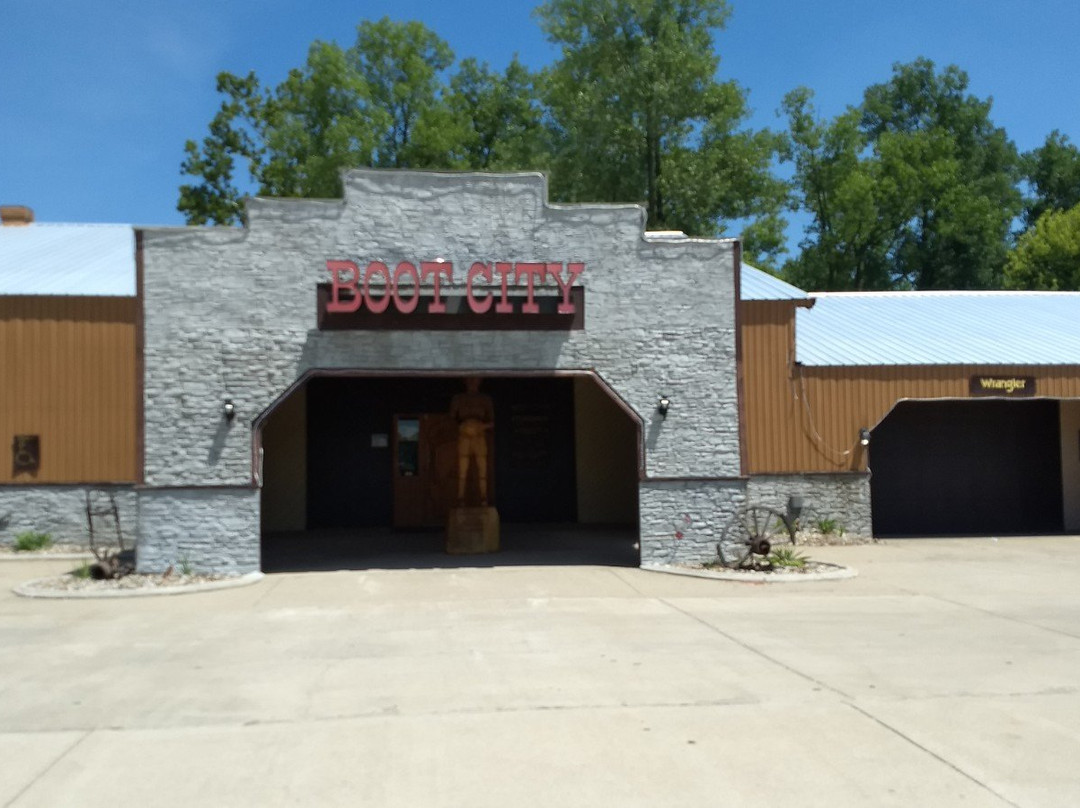 Boot City-特雷霍特必去景点
