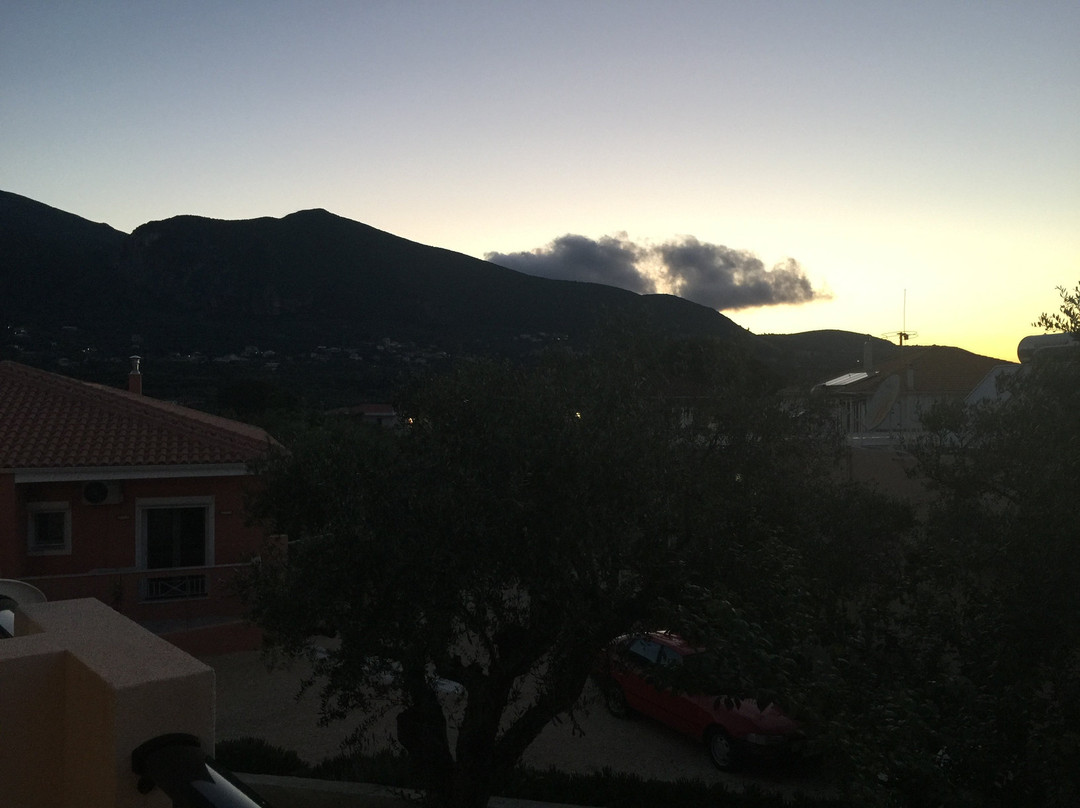 Potamitis Studios主图