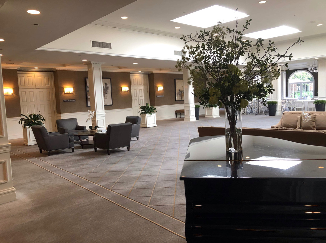 伊桑艾伦酒店主图