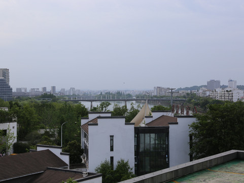 皇冠大酒店主图