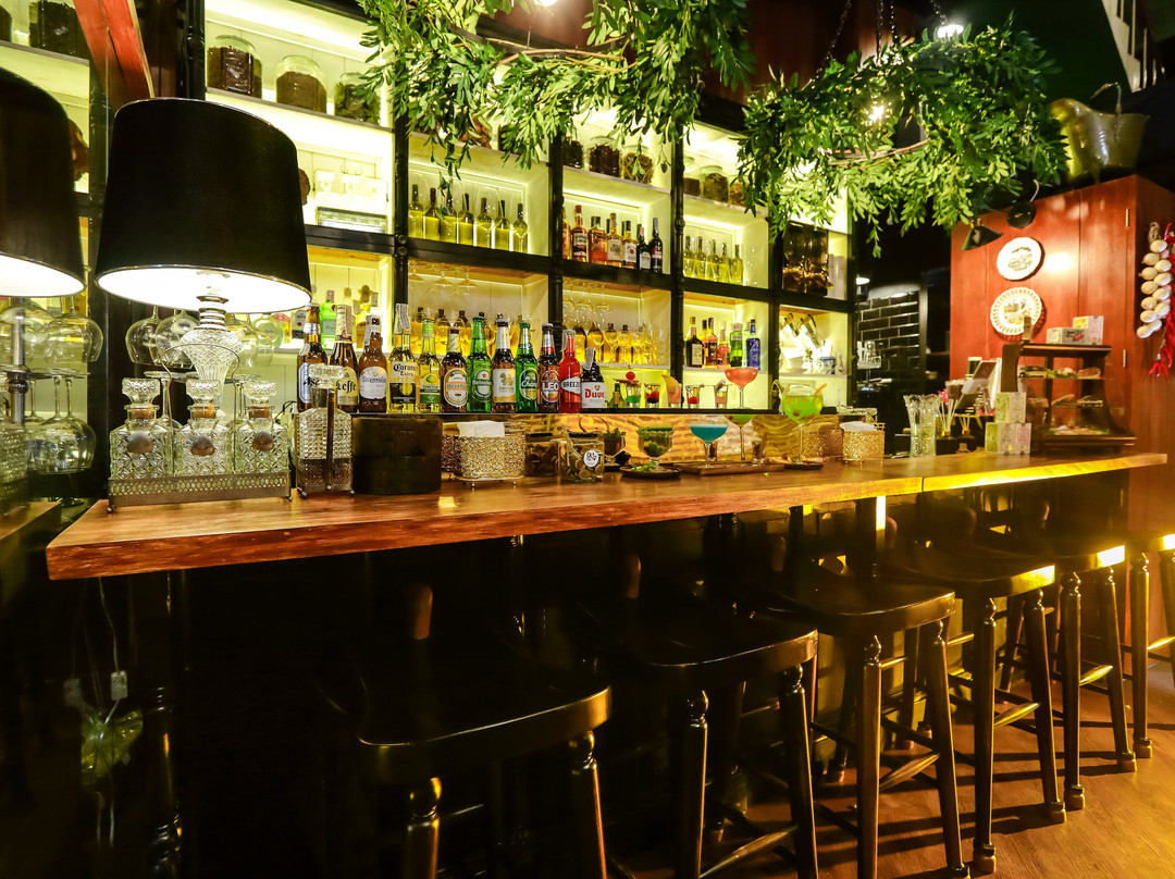 Ola Thai Tapas Bar And Cafe
