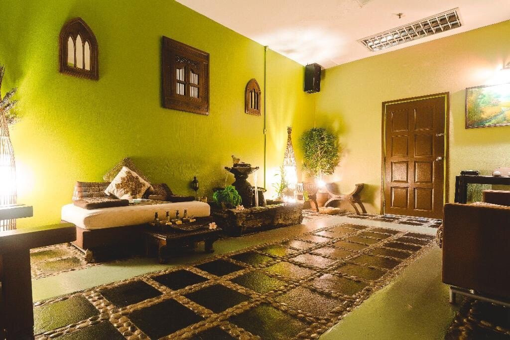 Khatulistiwa Spa景点图片