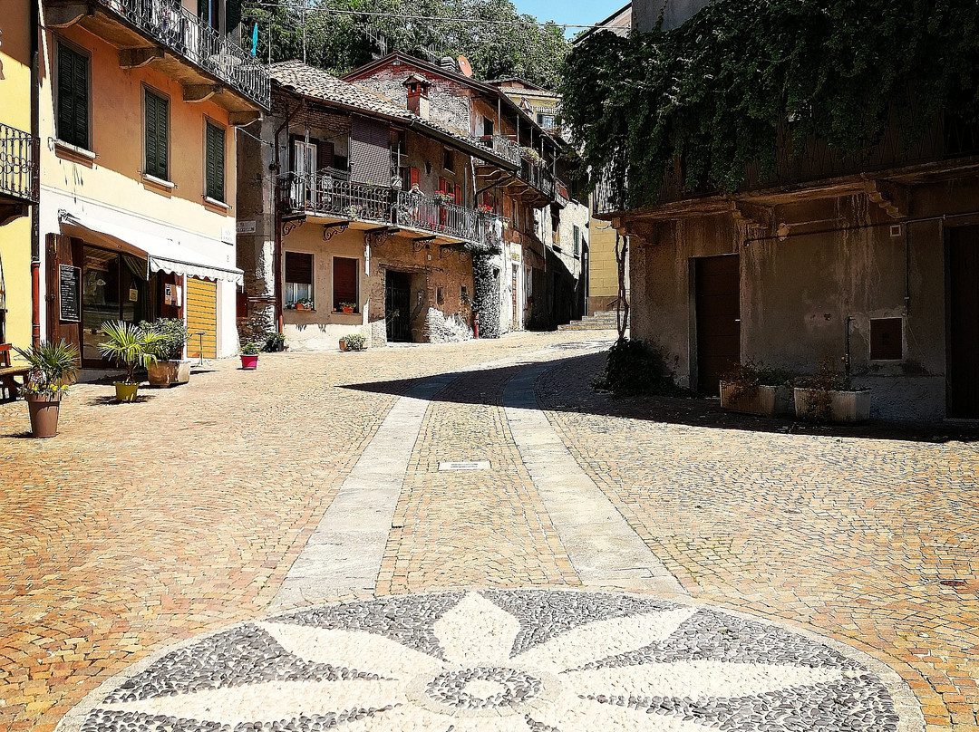 Borgo di Cerro di Laveno景点图片