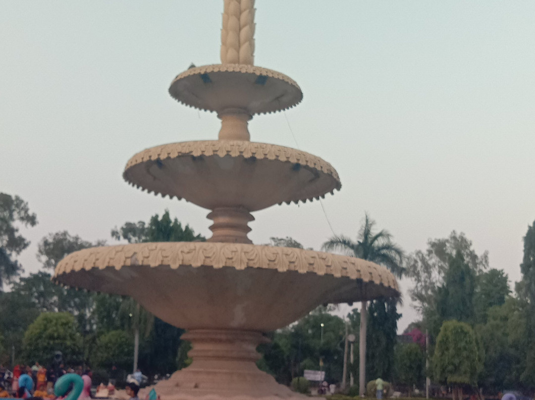 Sukhadia Circle Fountain景点图片
