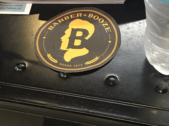 Barber & Booze-瓦拉塔港必去景点