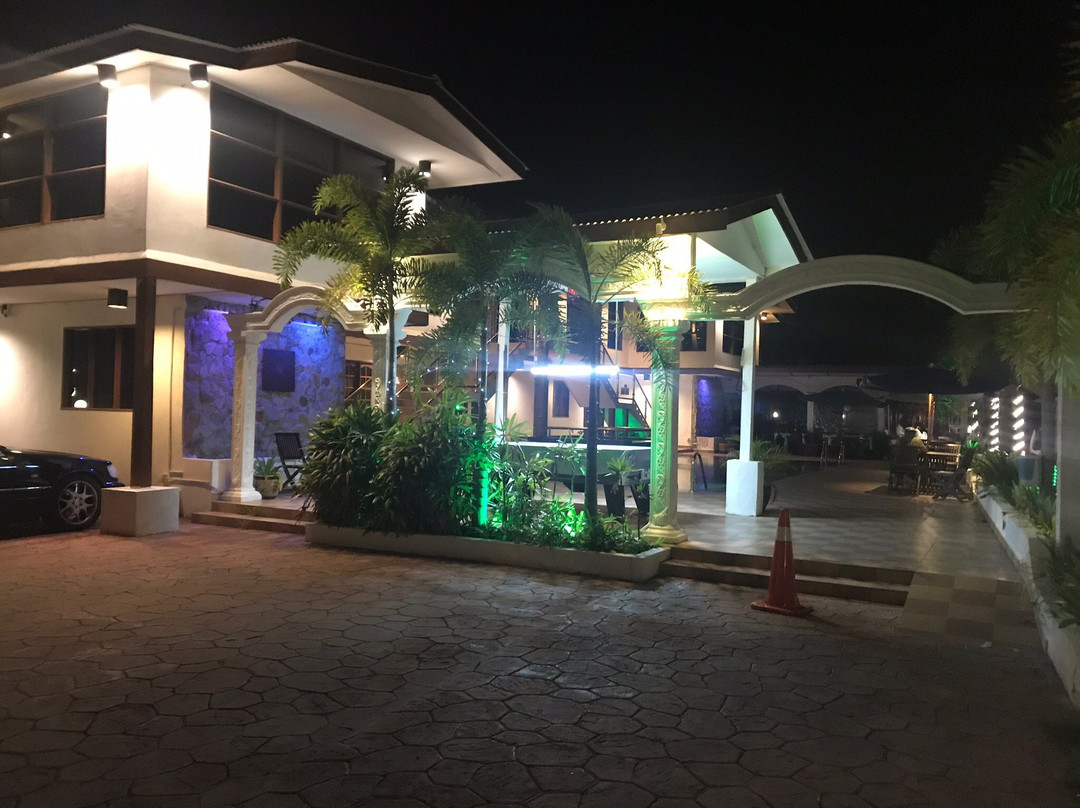 AL-Safina Kijal Beach Resort主图