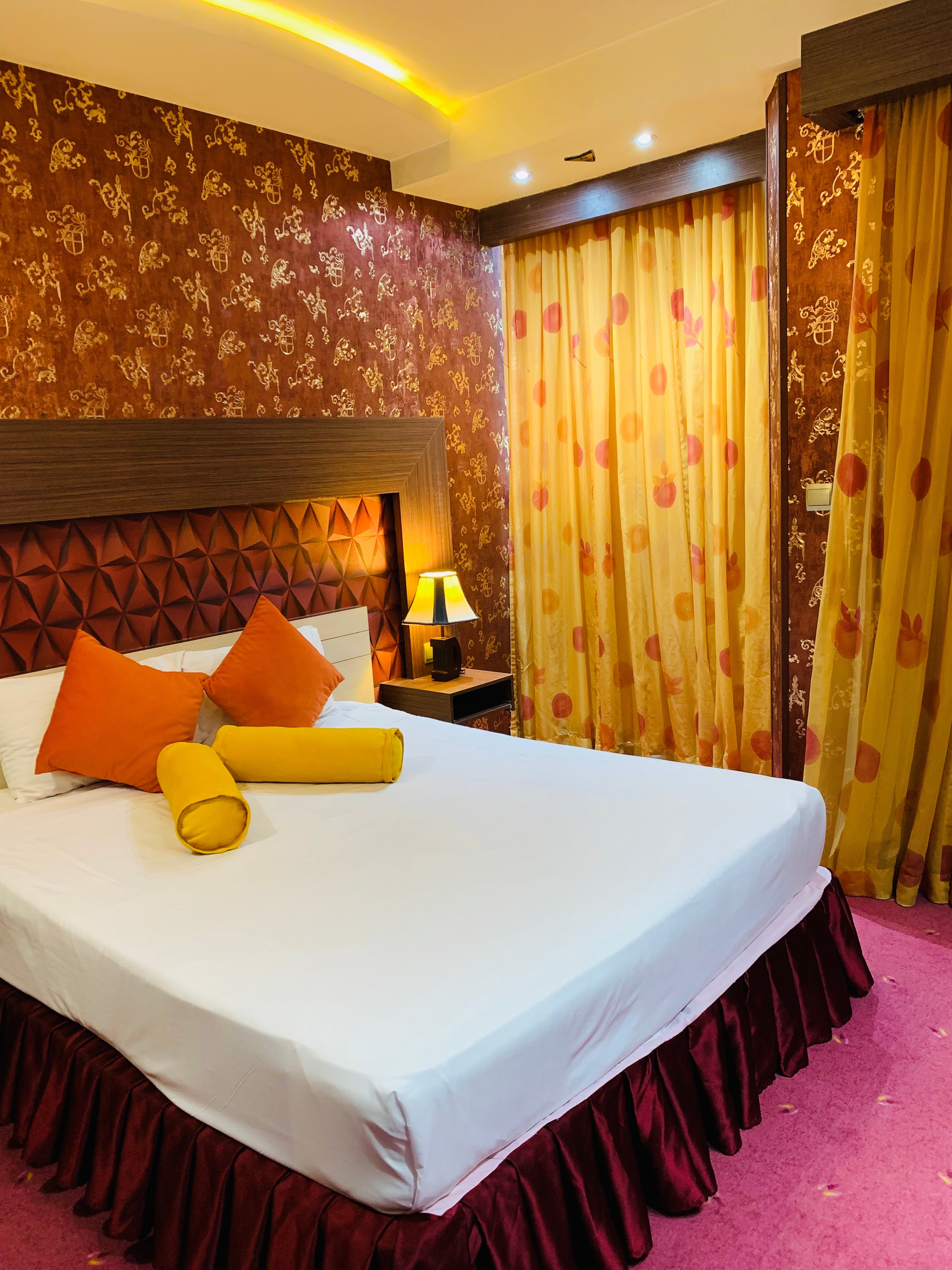 Hotel Diplomat-官方