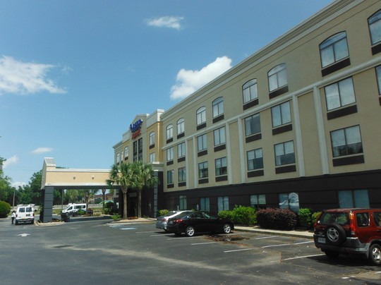 查尔斯顿机场/会议中心FairfieldInn&Suites酒店主图