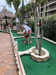 Plaza Beach Hotel - Beachfront Resort主图