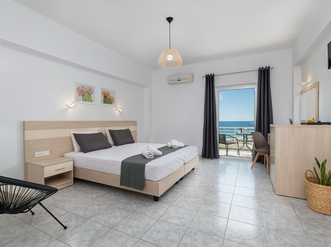 V&C Paradise Apartments