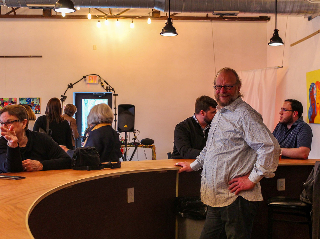 25 O'Clock Brewing Company-厄巴纳必去景点