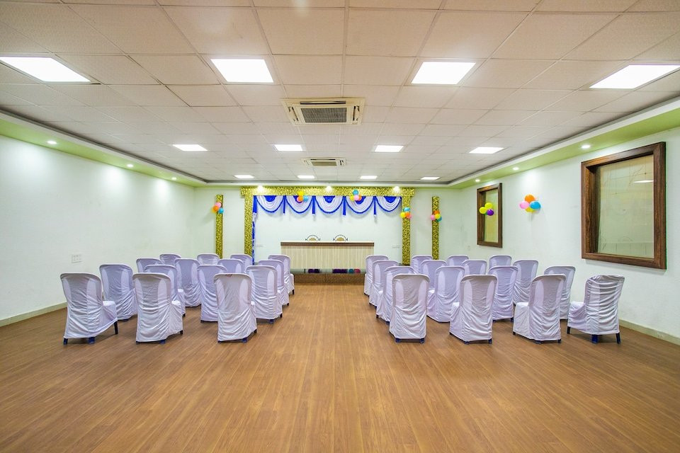 Hotel Kadamba主图