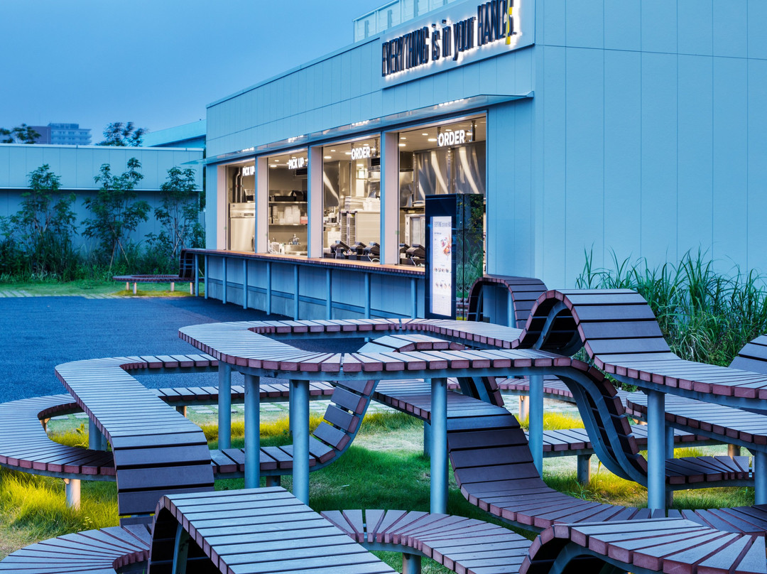 EVERYTHING is in your HANDS