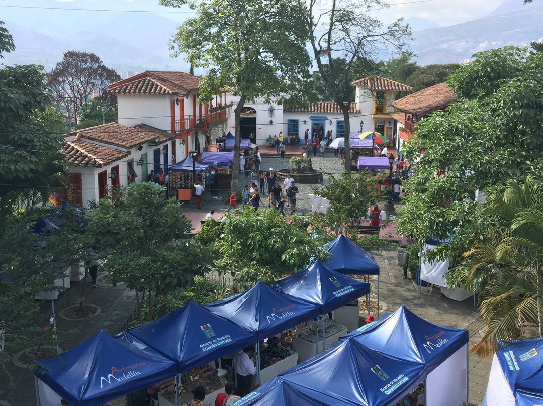 Riding Elements-麦德林必去景点