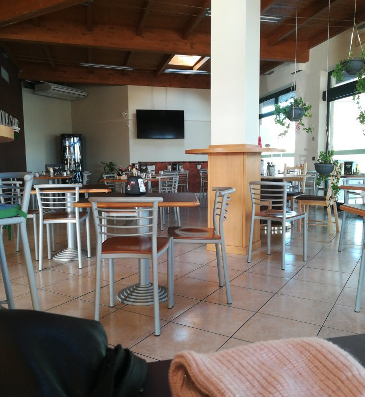 Aspio餐馆和美食-Whole Cafe 361 Station