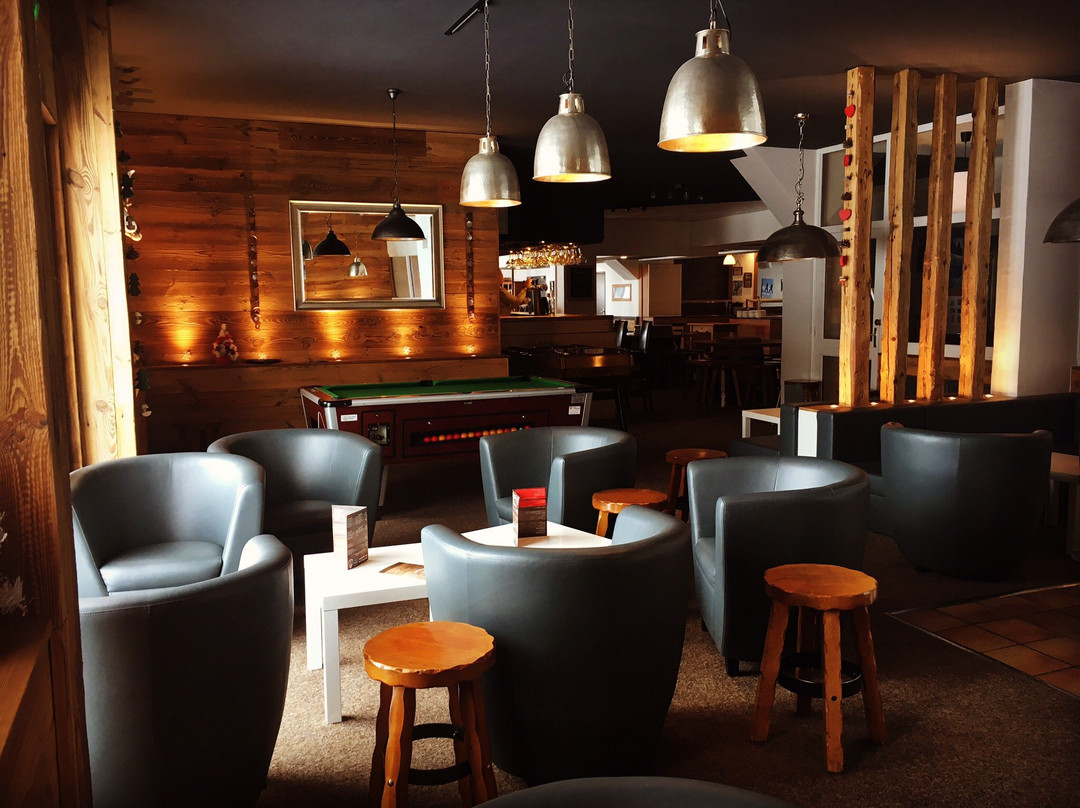 Hôtel Les Carrettes主图