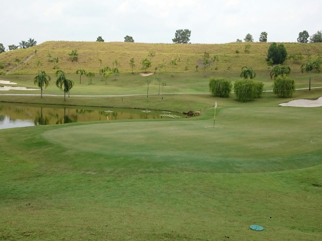 Kota Seriemas Golf & Country Club景点图片