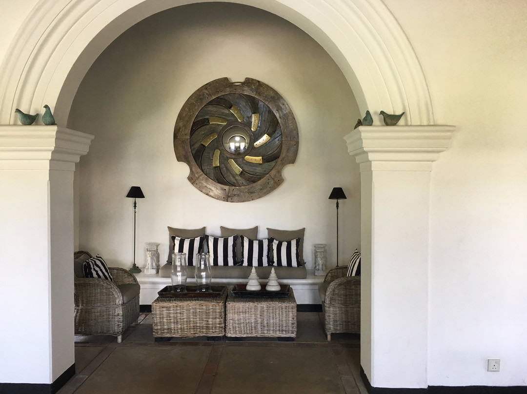 天堂之路酒店主图