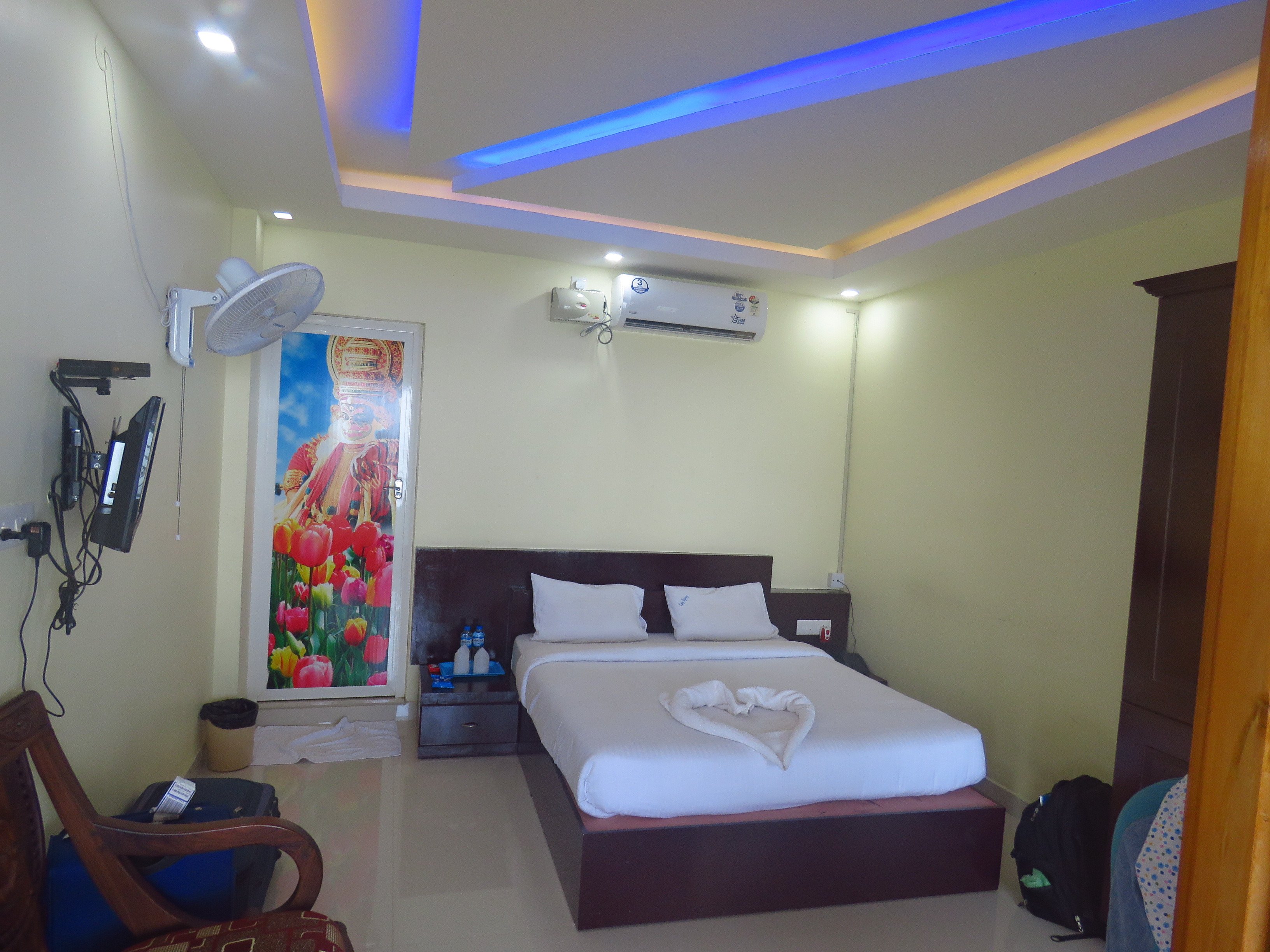 Cosy Lake Villa-官方