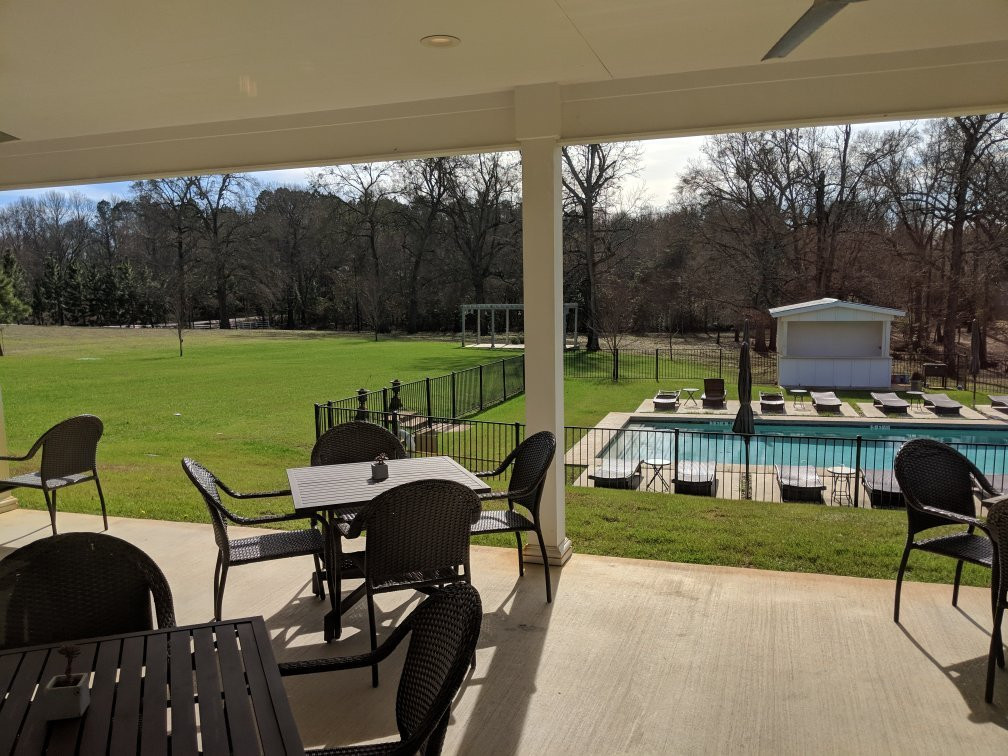 High Hill Farm主图