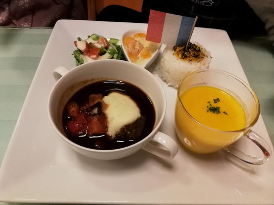 Resort Inn Larry主图