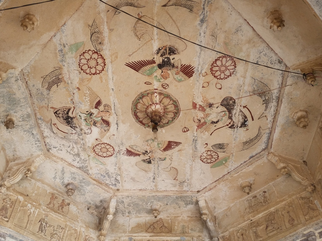 Chaurasi Khambon ki Chhatri景点图片