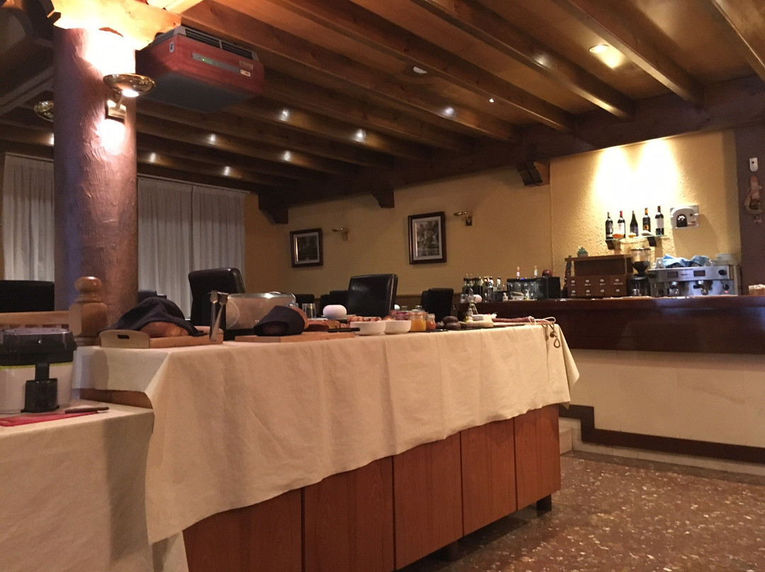 Hostal La Placeta主图