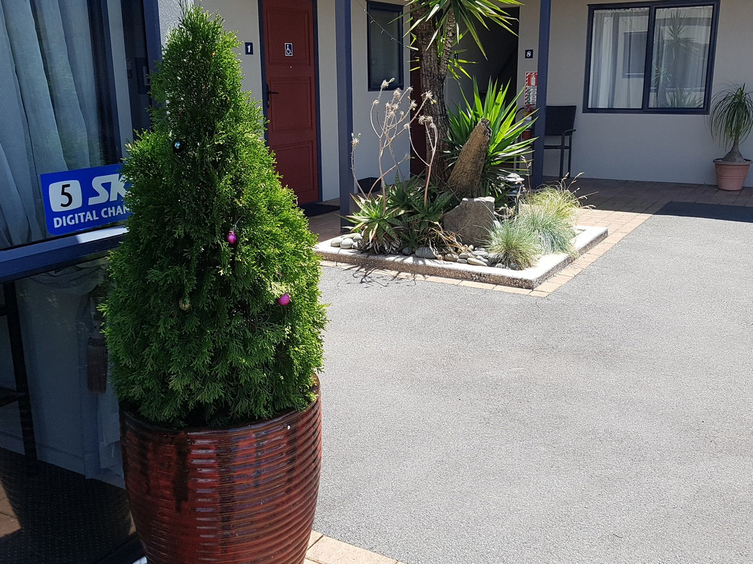 棕榈阁汽车旅馆主图