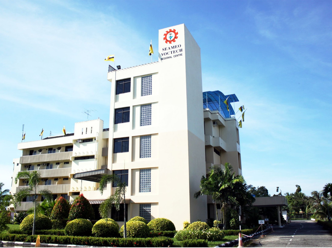 VOCTECH International House