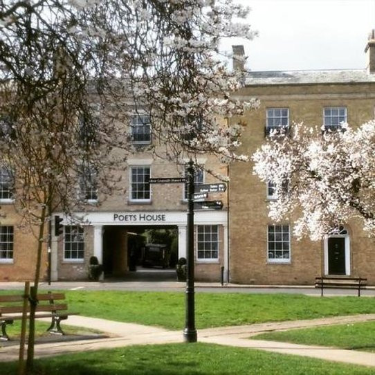 Poets House Hotel and Restaurant主图