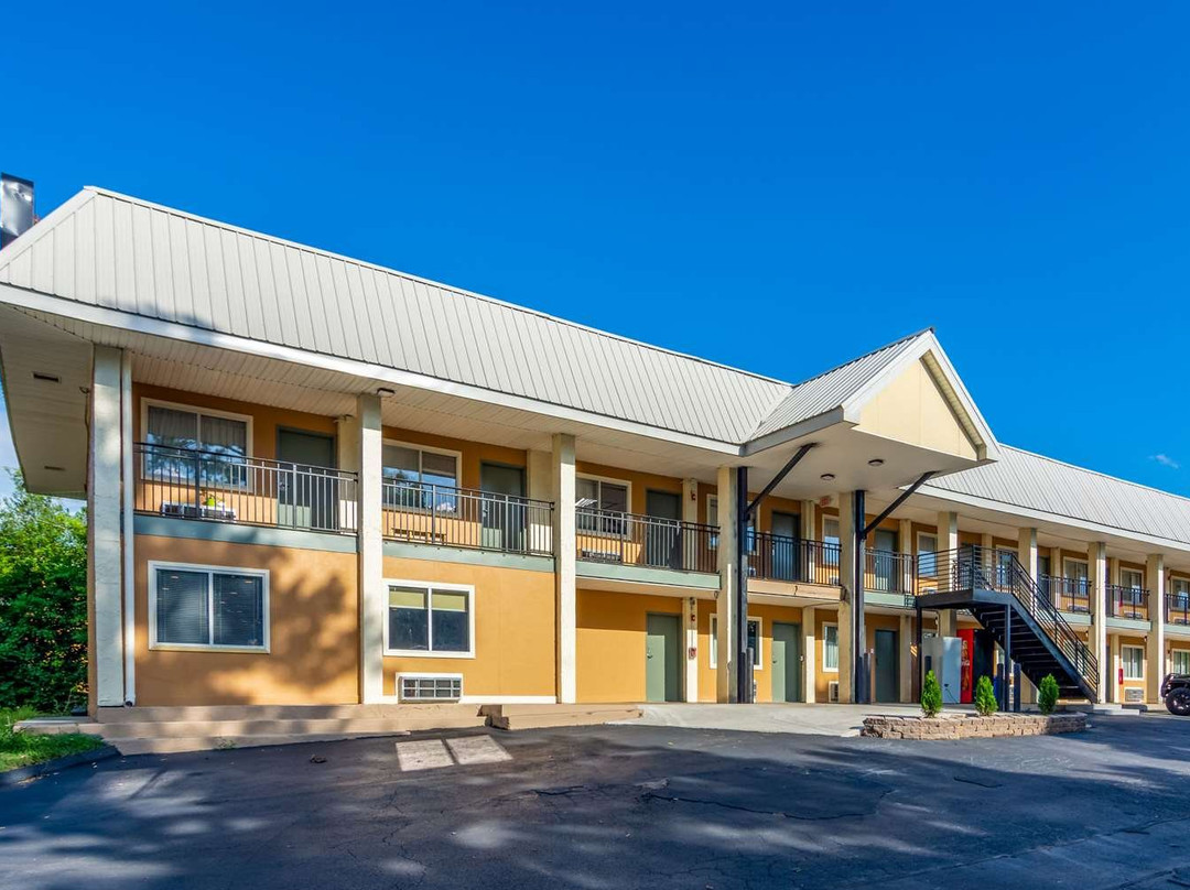 Econo Lodge East Ridge主图