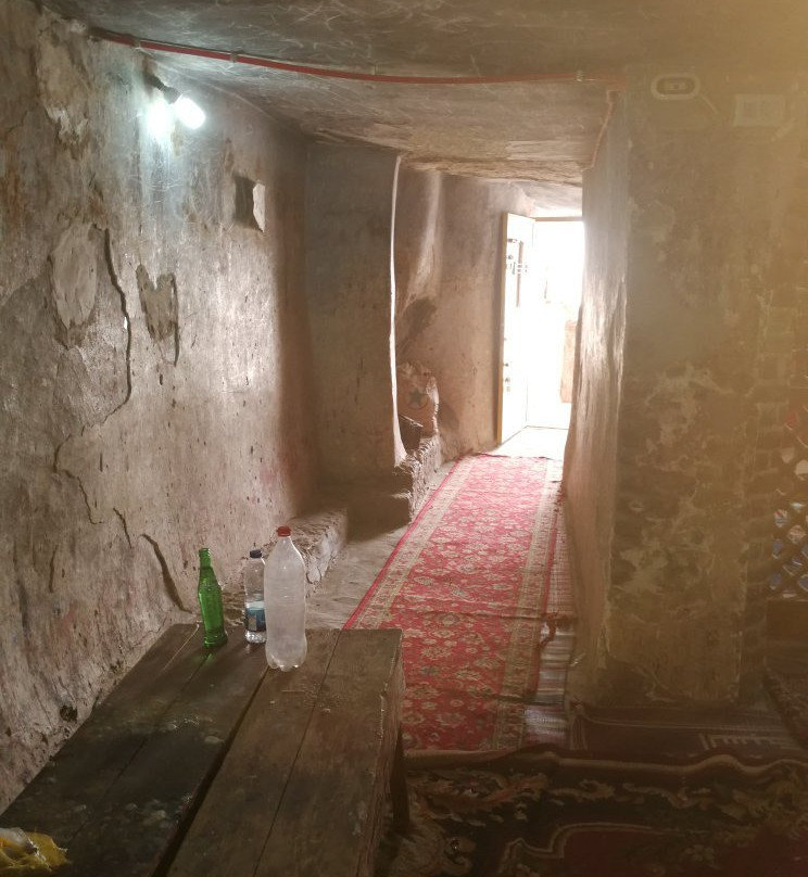 Asyut旅游景点-Deir Rifa Tombs