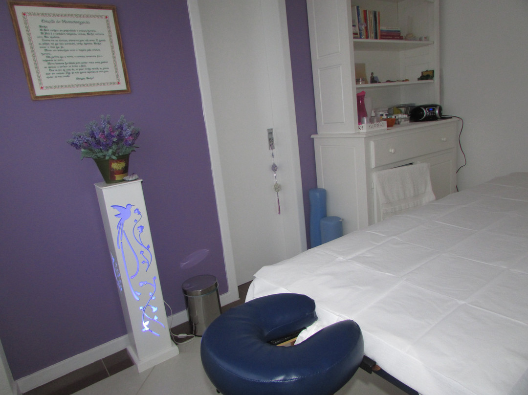 AllmalluZ Terapias Holísticas-弗洛里亚诺波利斯必去景点