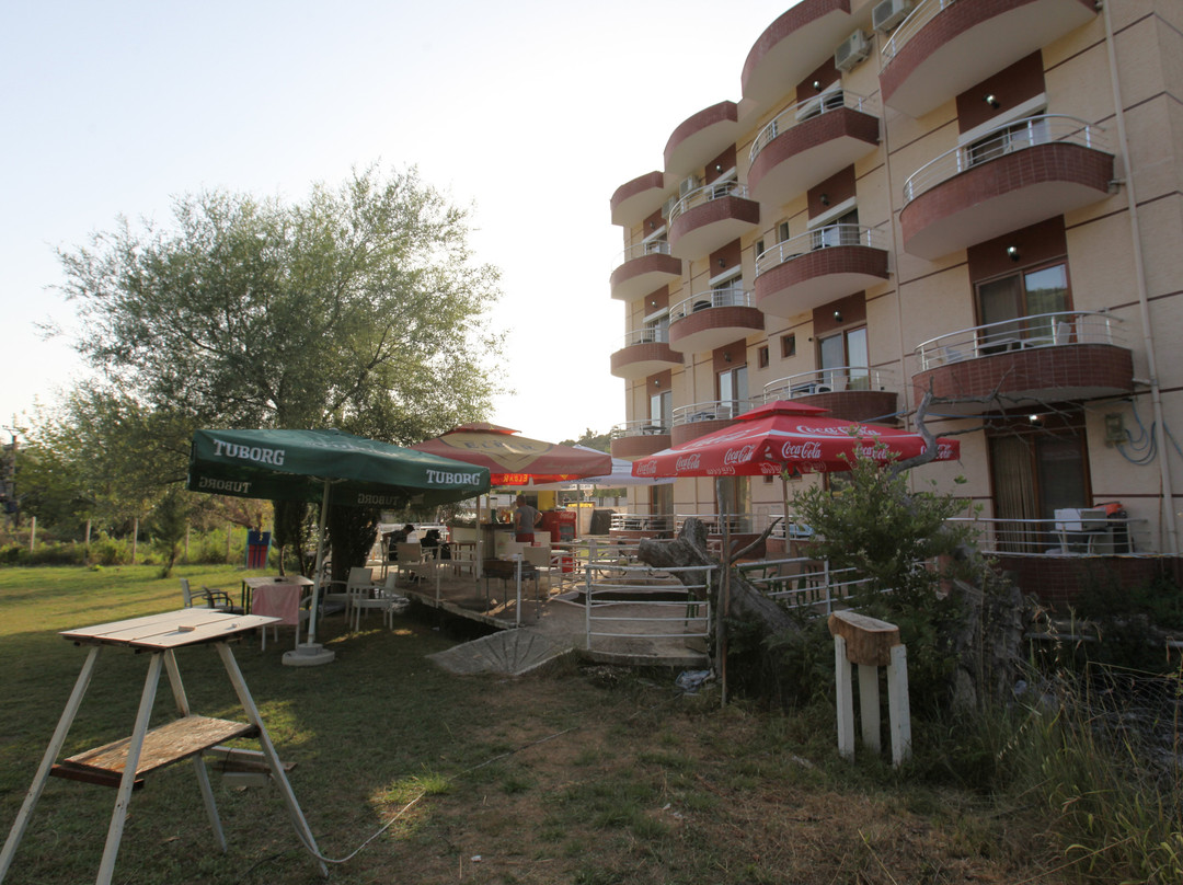 Piqeras酒店住宿-Seasonal Rooms Bunec