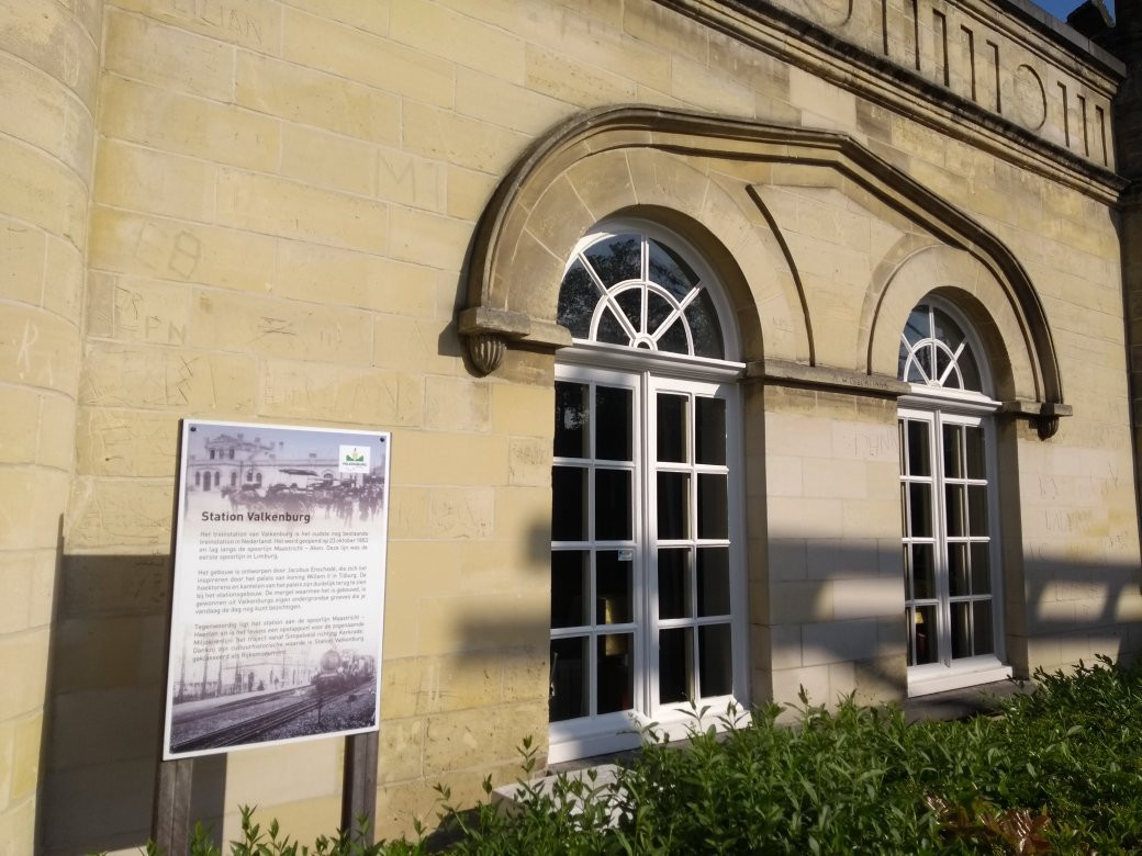 Rijksmonument Station Valkenburg uit 1853-法肯堡必去景点