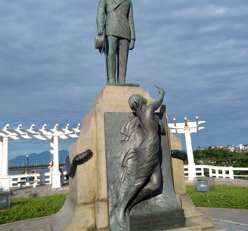 Praça Hercílio Luz-弗洛里亚诺波利斯必去景点