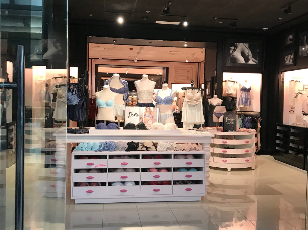 The Shoppes at Buckland Hills-曼彻斯特必去景点