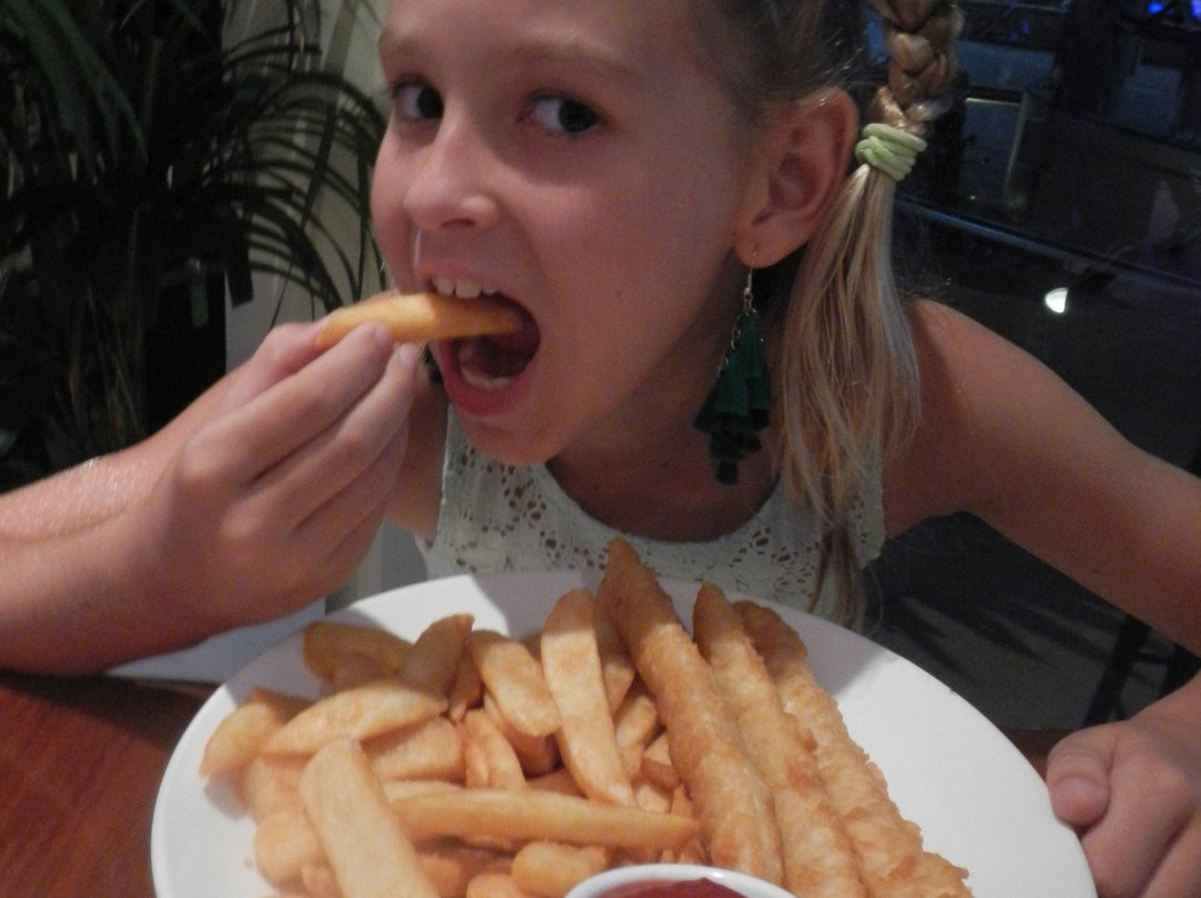 The Cavill Hotel-冲浪者天堂必去景点