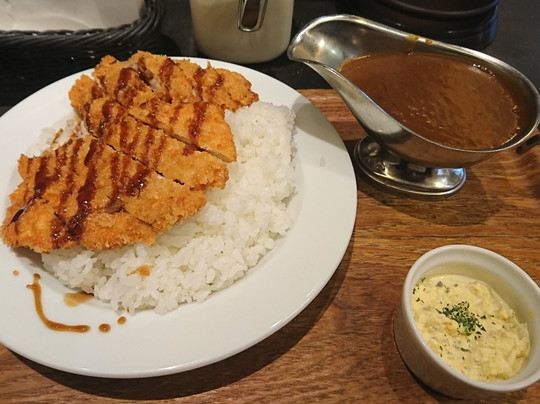 東京カレー屋名店会主图