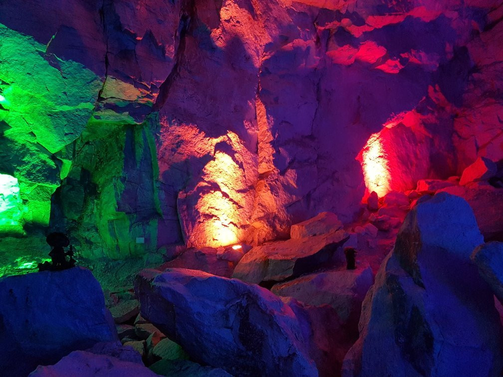 The Magic White Caves in Gudvangen景点图片