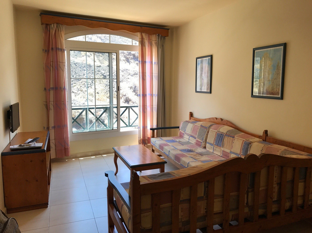 Las Olas Aparthotel