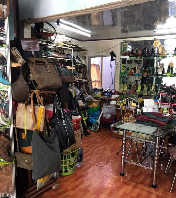 Khanh Hong Shoes Shop-会安必去景点