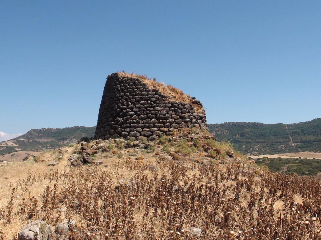 Nuraghe Paddaggiu景点图片